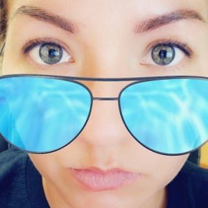 Meet your Posher, Tiffany